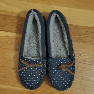 Blue and while polka dot‎ slippers